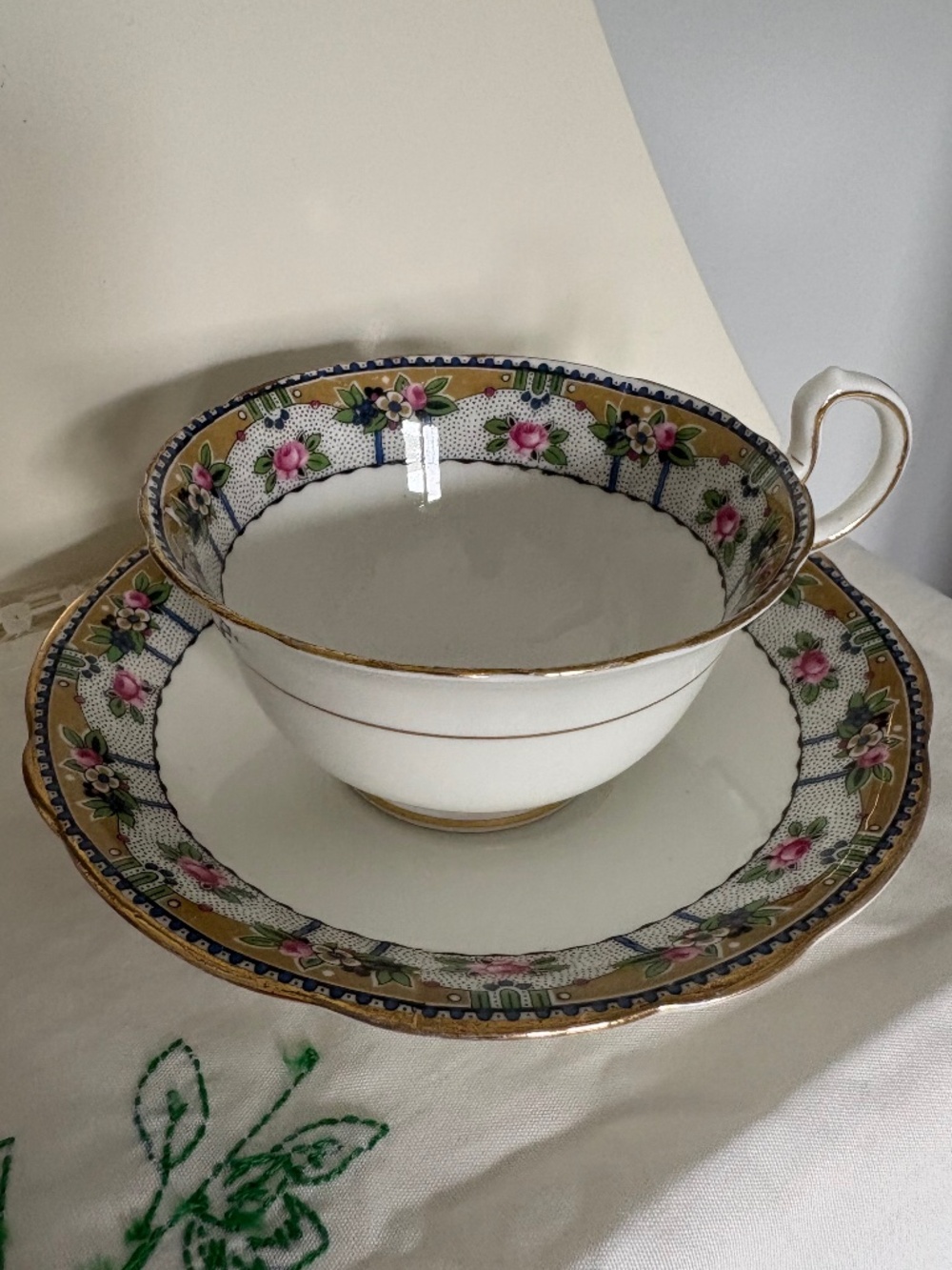 Aynsley Vintage English Bone China Teacup Saucer Set Pink Rose Gold Trim Deco